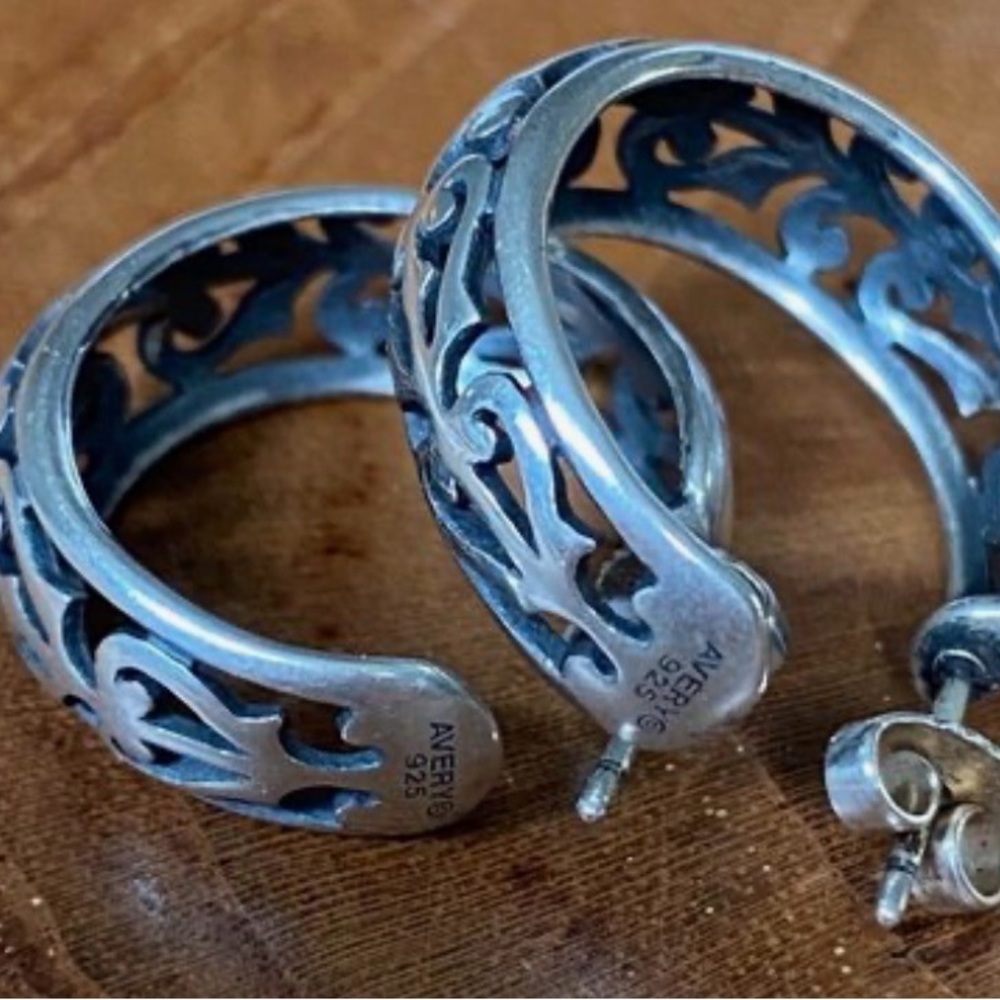 RETIRED James Avery Adoree Hoop Earrings - 1 pair - Sterling Silver